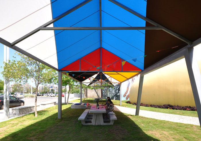 06 Serpantina Cross View pick nick